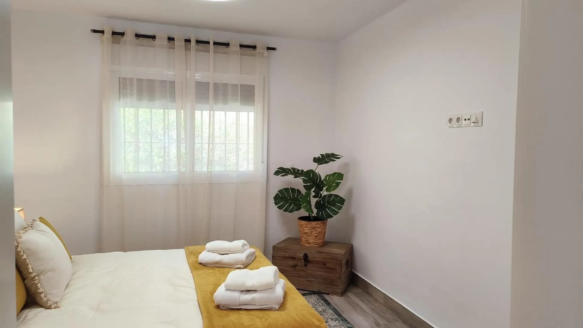 Sea View Apartment In Benalmadena
