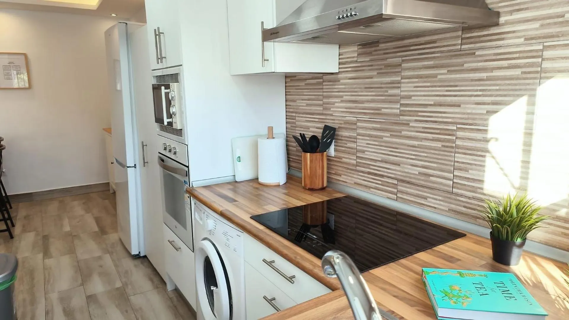Sea View Apartment In Benalmadena