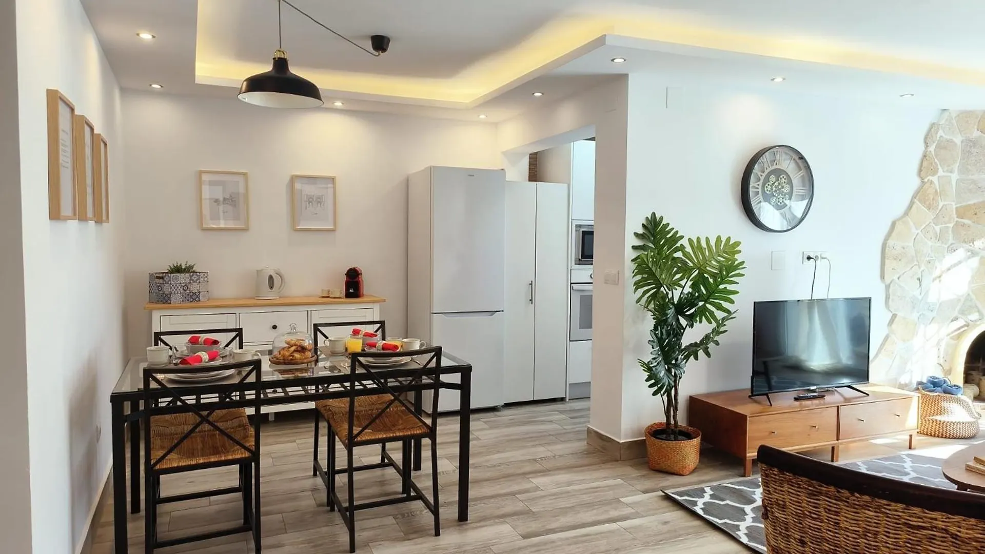 Sea View Apartment In Benalmadena