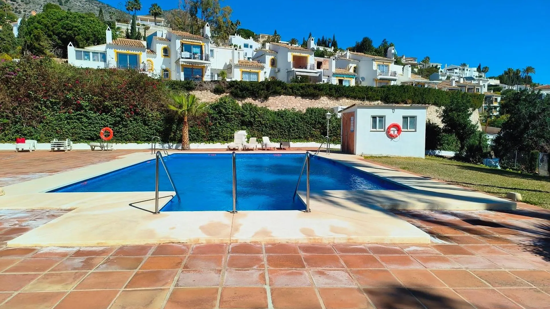 Sea View Apartment In Benalmadena