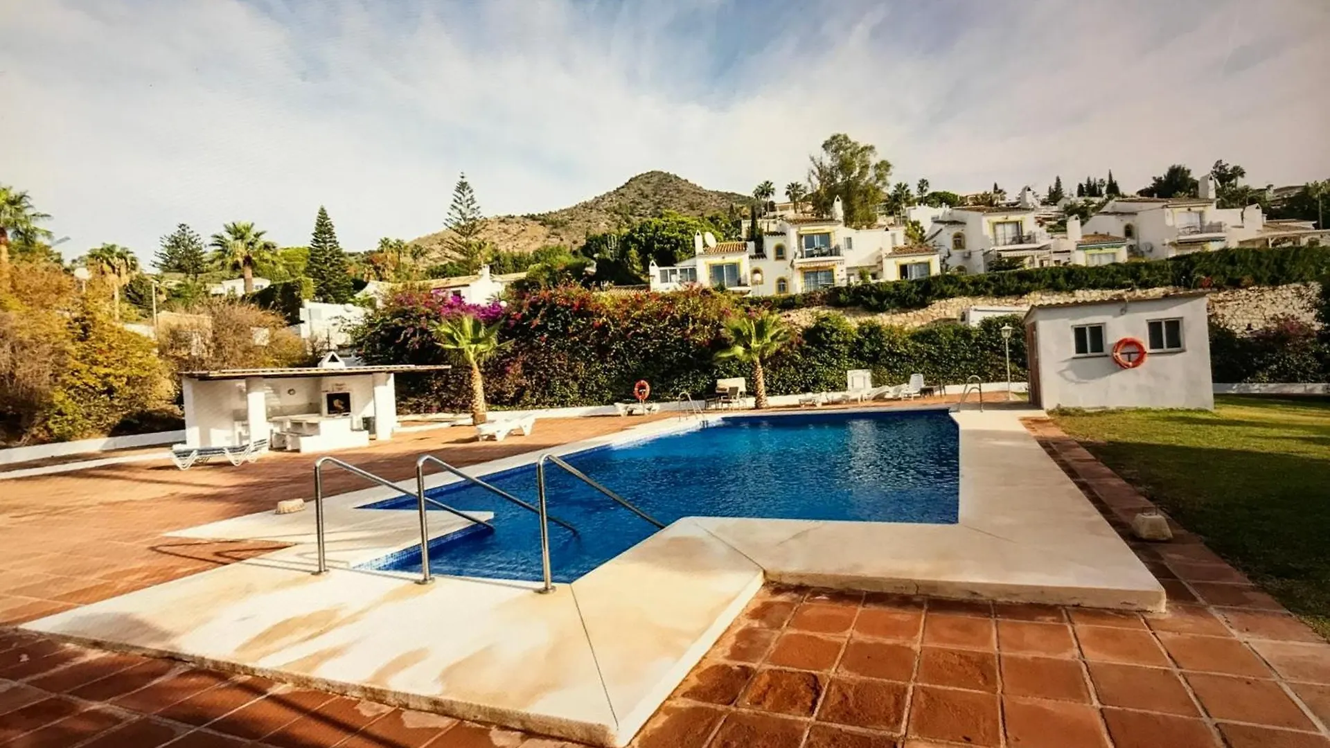 Sea View Apartment In Benalmadena